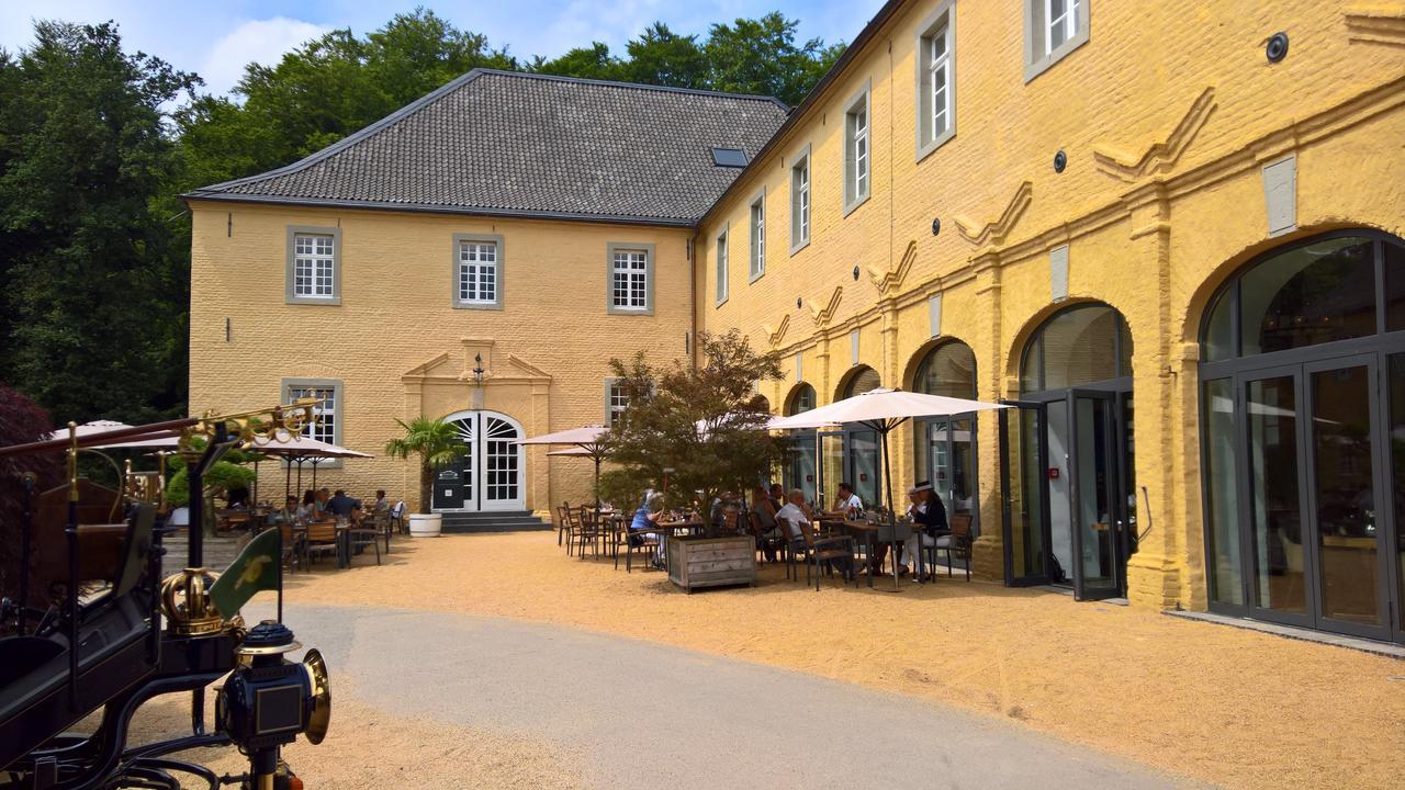 Hotel Schloss Dyck Jüchen Buitenkant foto